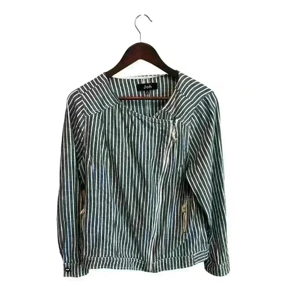 JOH Zip Front Top Size M